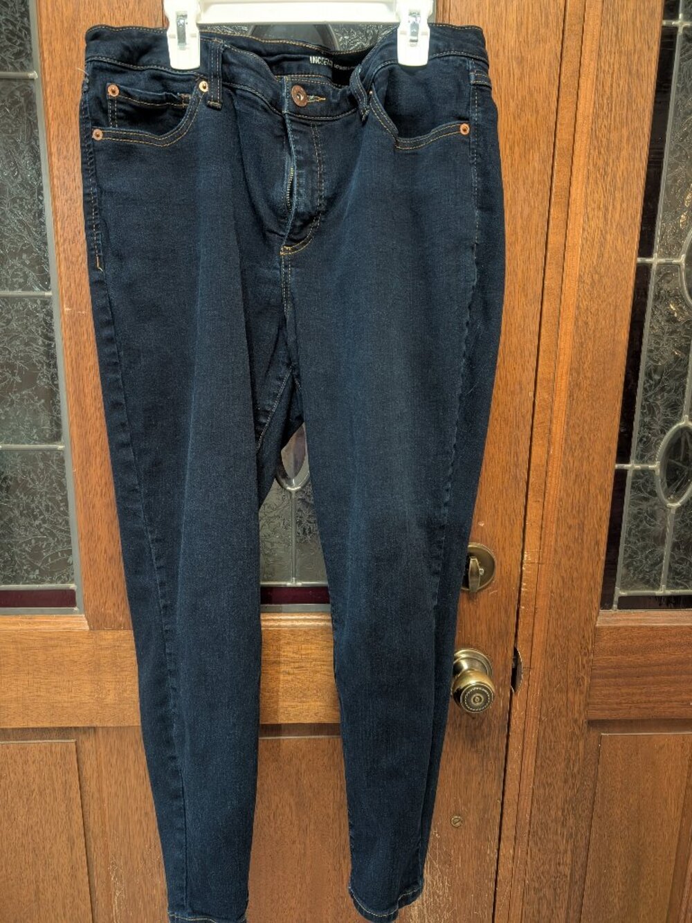 Womens skinny jeans, size 14/32s